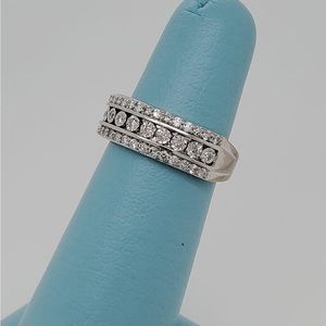14 karat white gold with 0.5 carat white diamond ring
